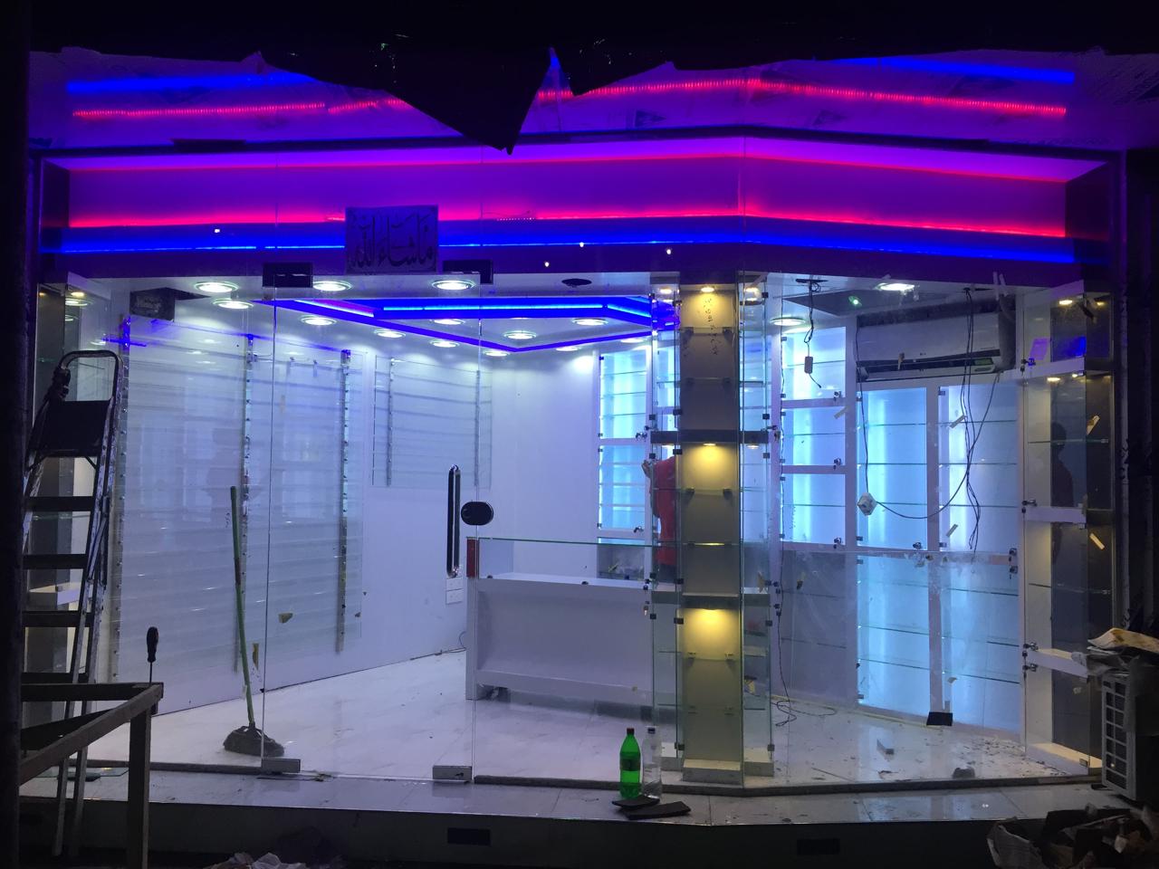 Royal Phone Showroom — photo 5