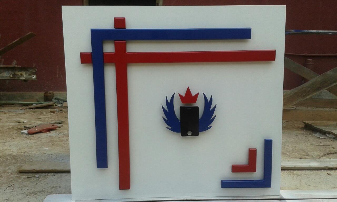 Royal Phone Showroom — photo 6