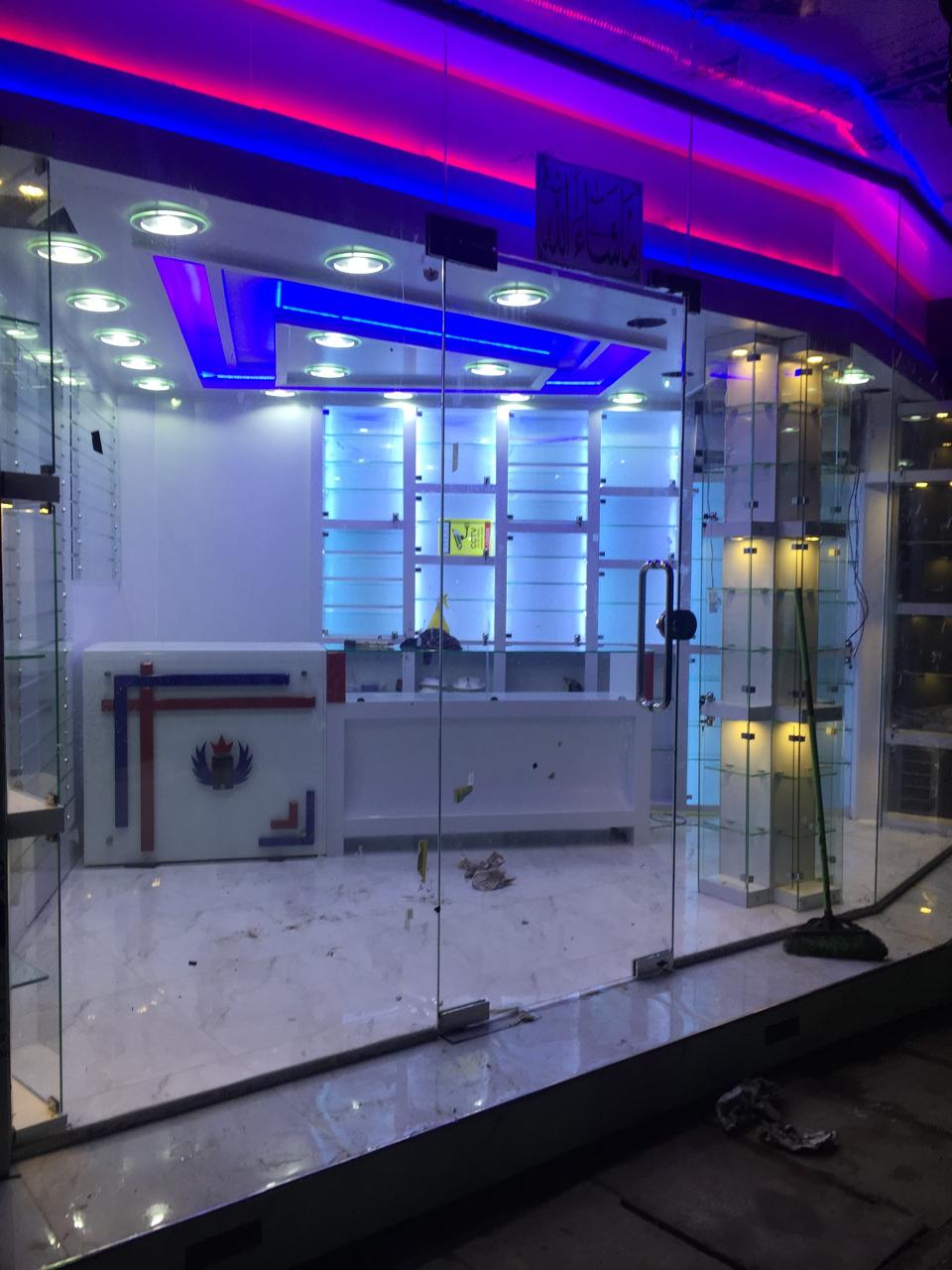 Royal Phone Showroom — photo 8